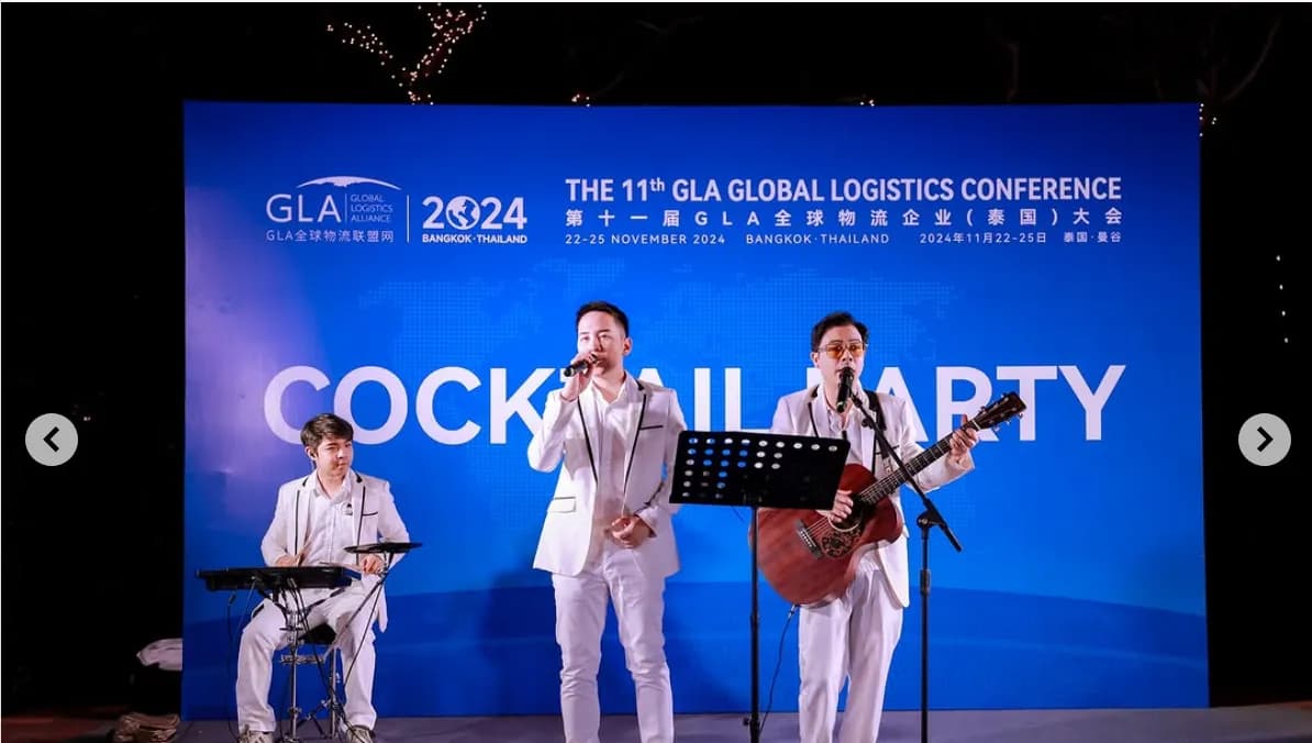 Photo 4 of Cocktail Reception event